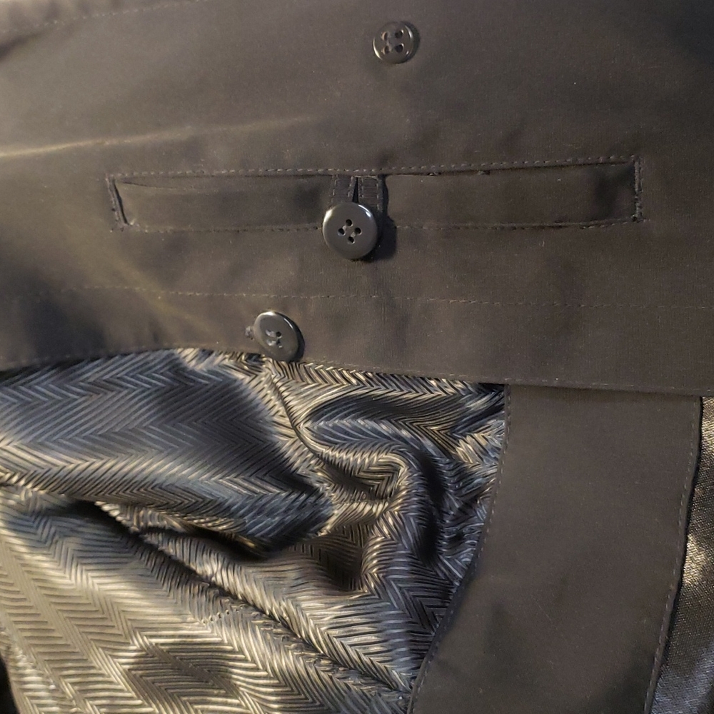 16P Fleet street black trench coat.  D34 - Picture 11 of 15